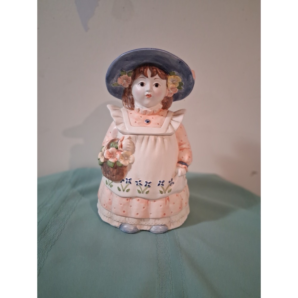 Takahashi VTG-1970 made in Japan Ceramic Girl Cookie Jar ceramic RARE glass eyes